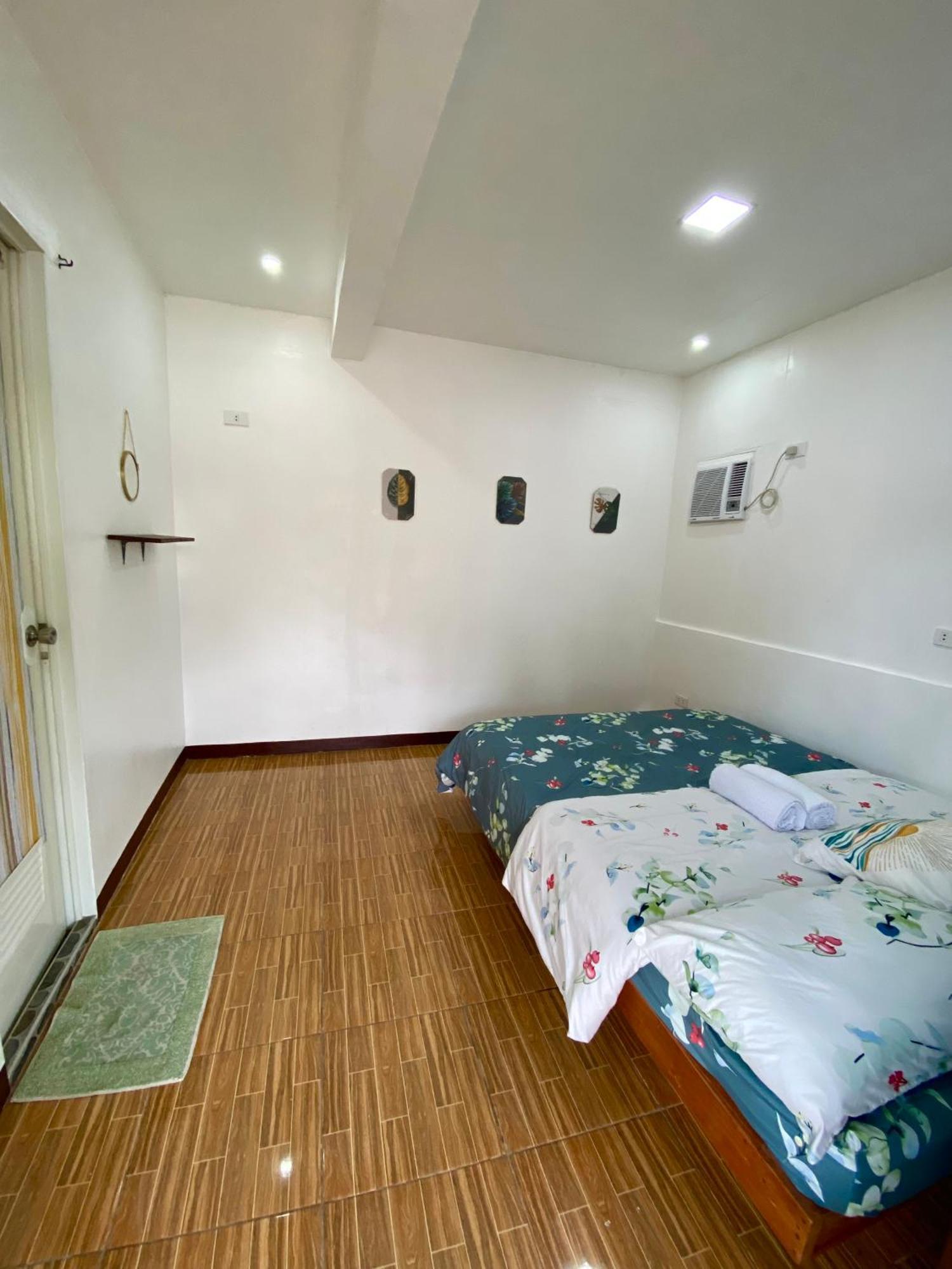 Moalboal Panagsama Beach Topbudz Hostel Luaran gambar