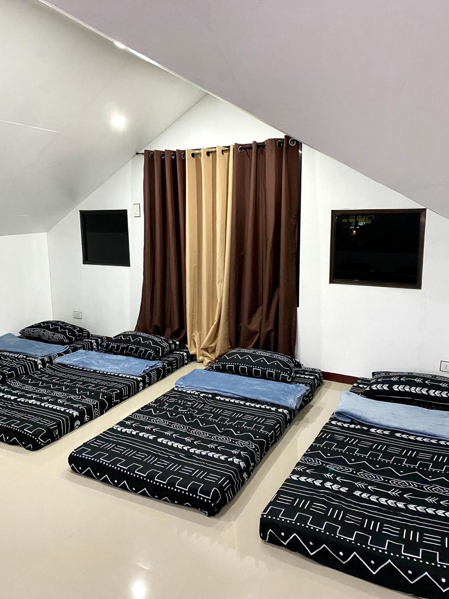 Moalboal Panagsama Beach Topbudz Hostel Luaran gambar